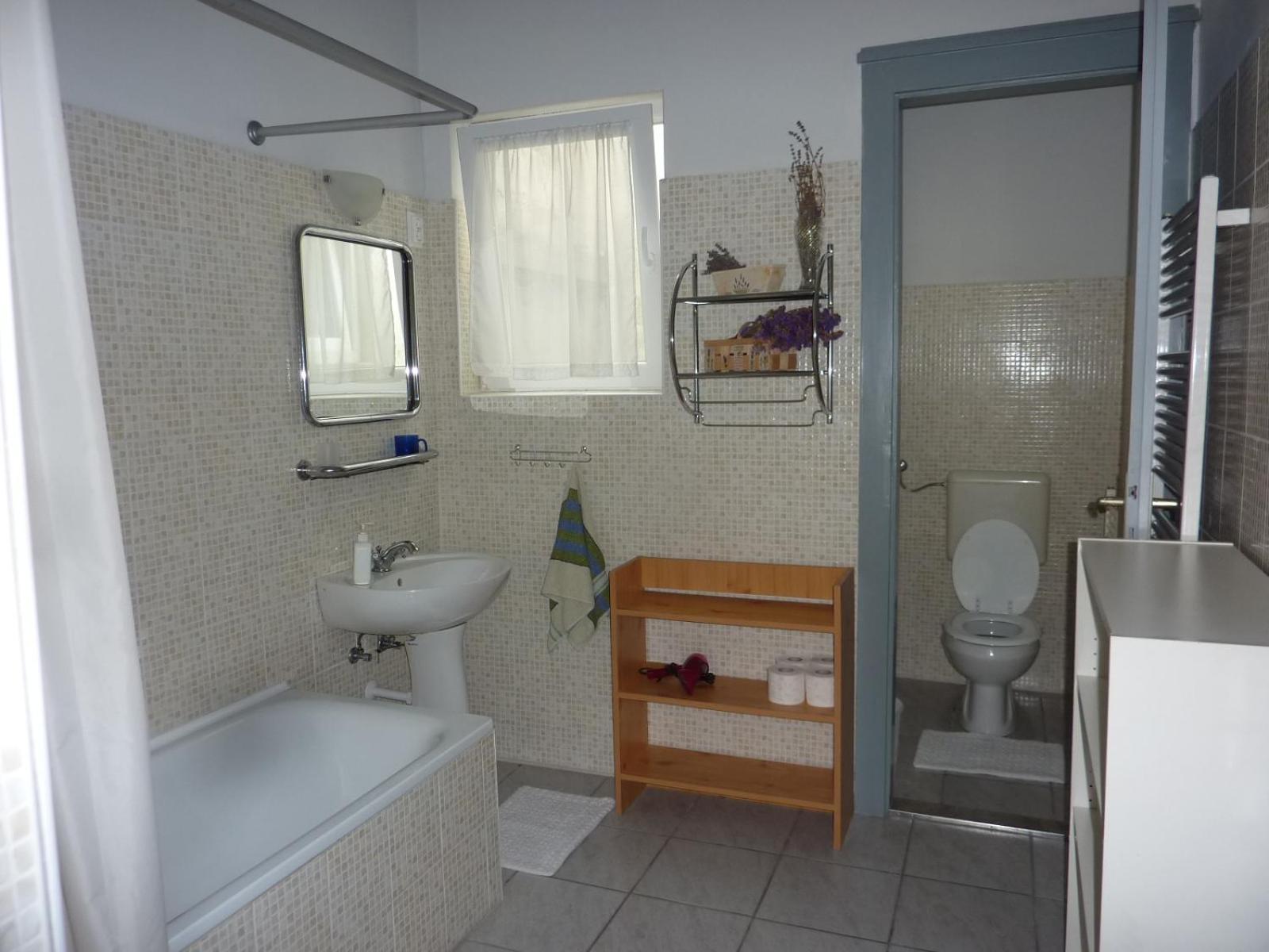 Levandium Apartman Apartment Miskolc Ngoại thất bức ảnh